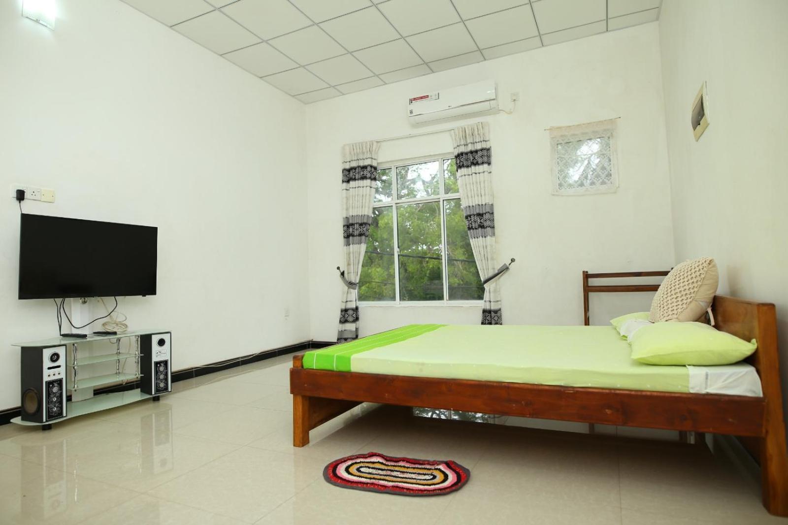 Sujee'S Guest House With Two Bed Rooms Anuradhapura Bagian luar foto